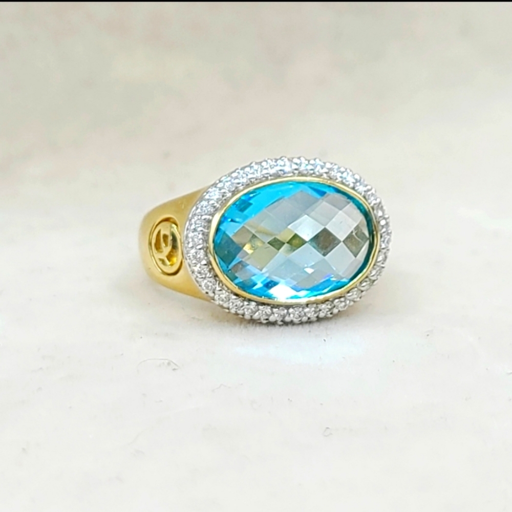 David Yurman Signature Oval Blue Topaz Ring With Diamonds in 18k Gold